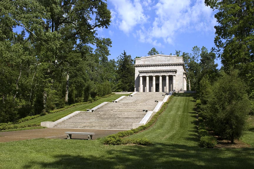 Abraham Lincoln Birthplace National Historical Park - Road Trip Planner, Road Trips USA, Road Trip America, Road Trips In USA, road trips planning, america road trip, road trip USA, best road trips in America, best road trip stops along I-65