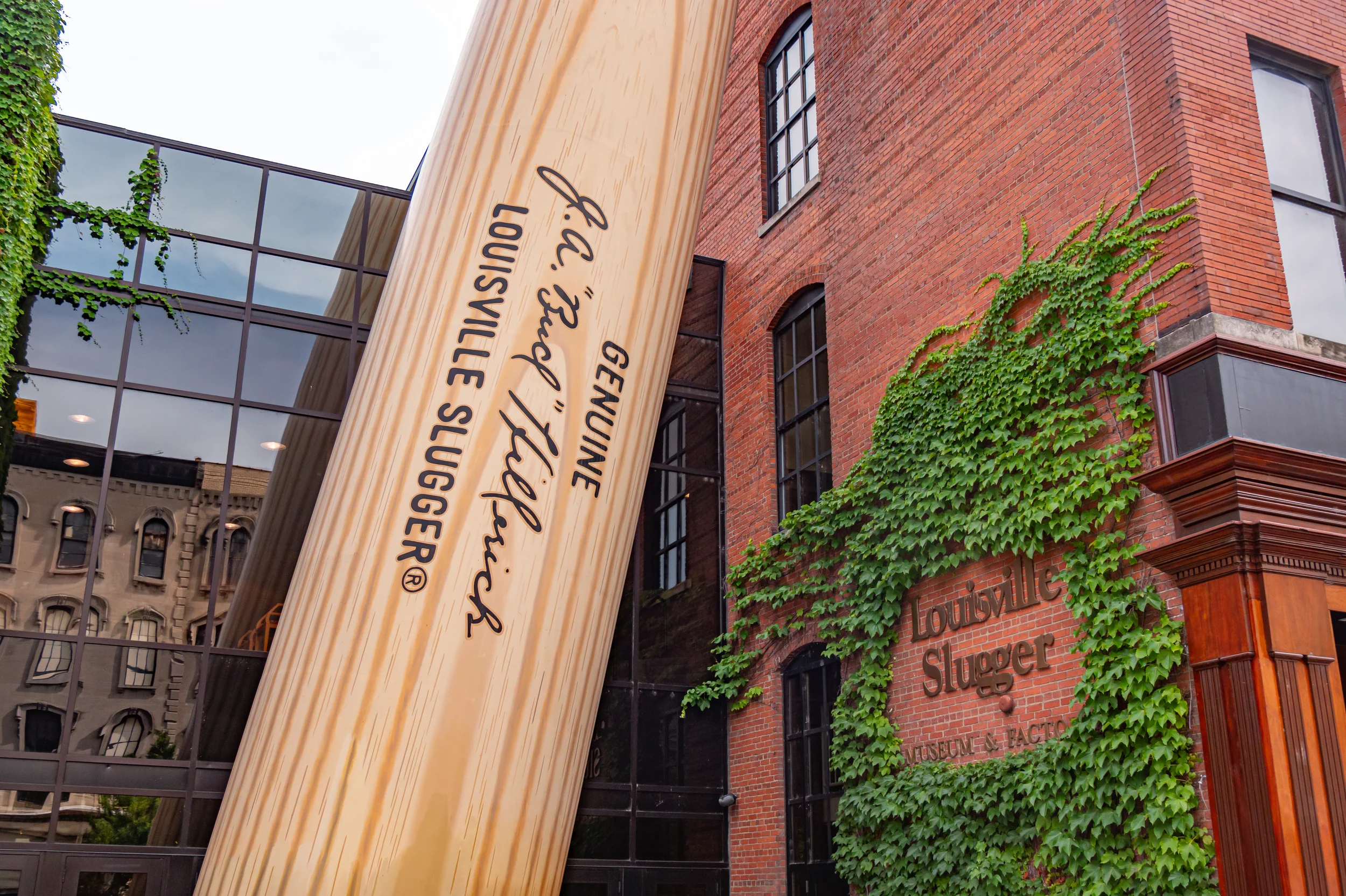 louisville slugger museum and factory in kentucky